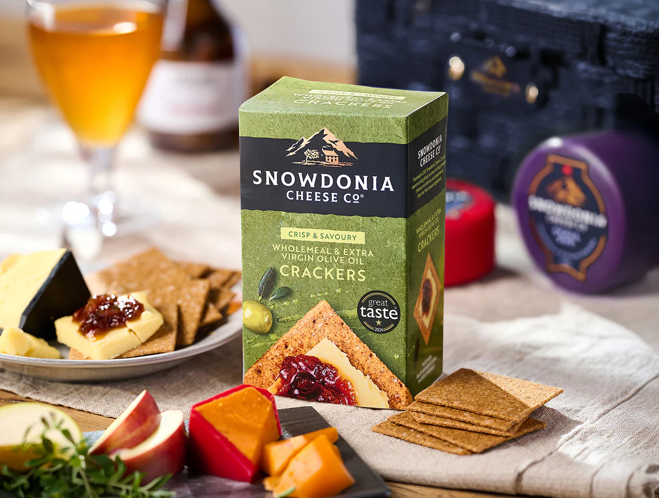 Ploughman's Hamper of Luxury Cheese & Craft Beer - Image 7