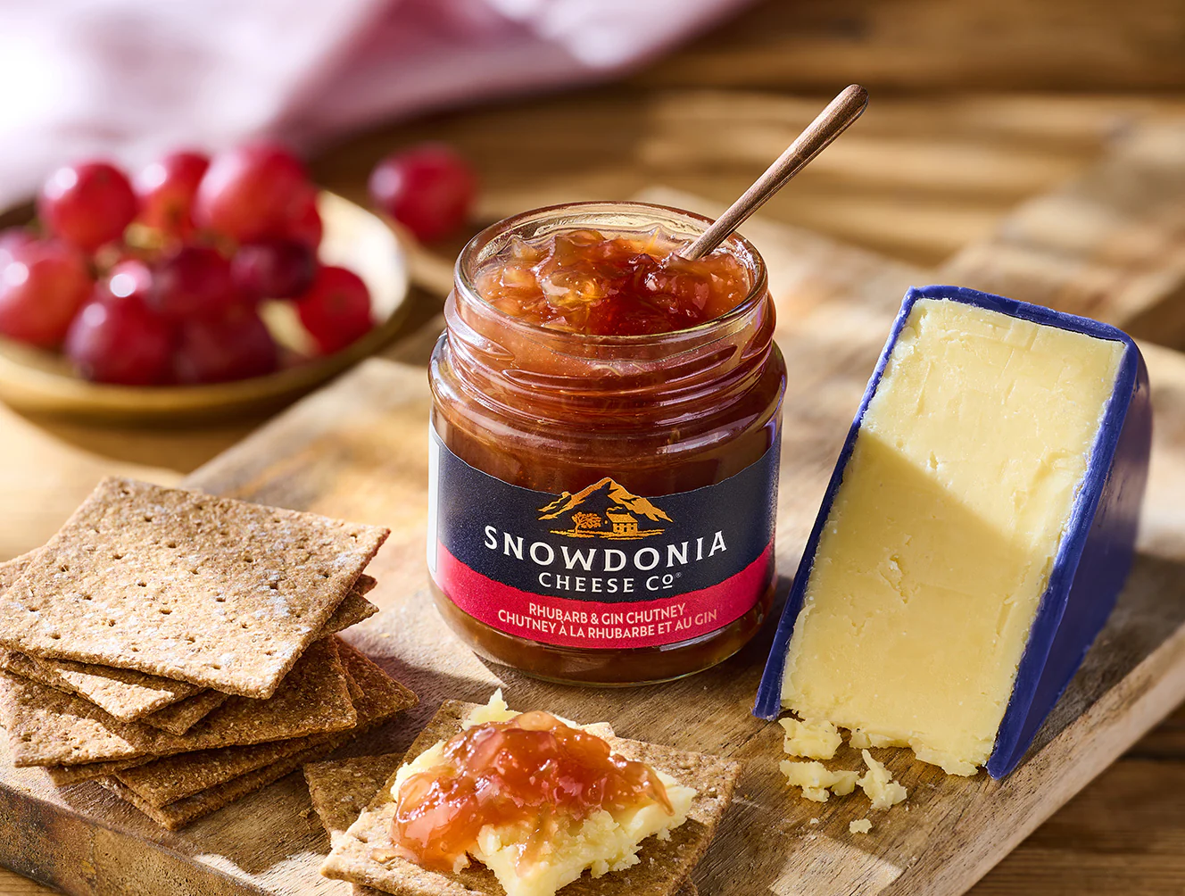 Rhubarb & Gin Chutney 114g (CA) - Image 2